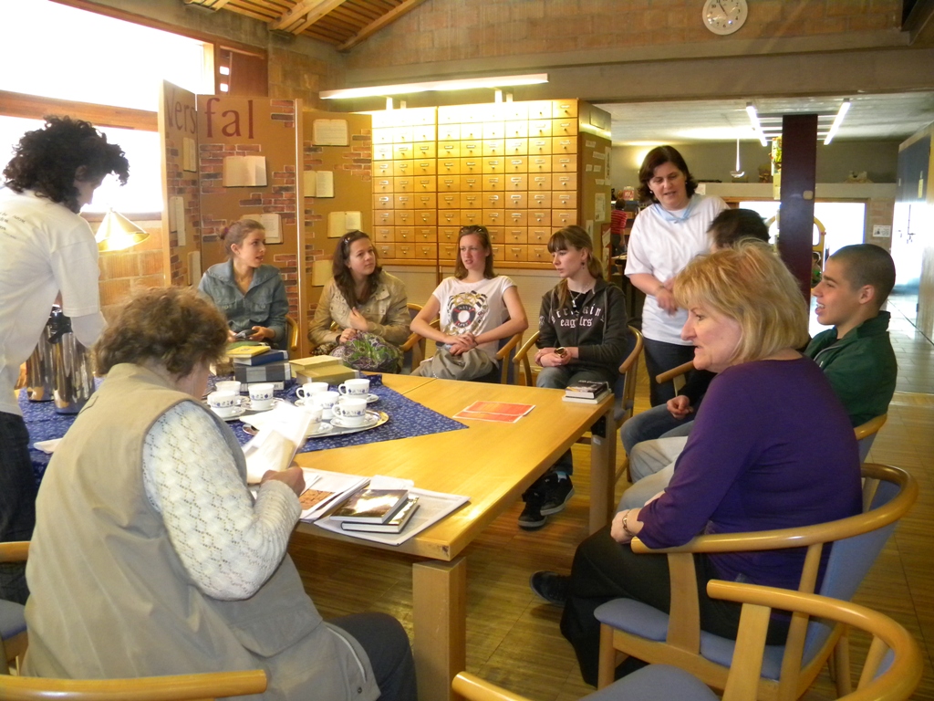 Maratoni versolvasás