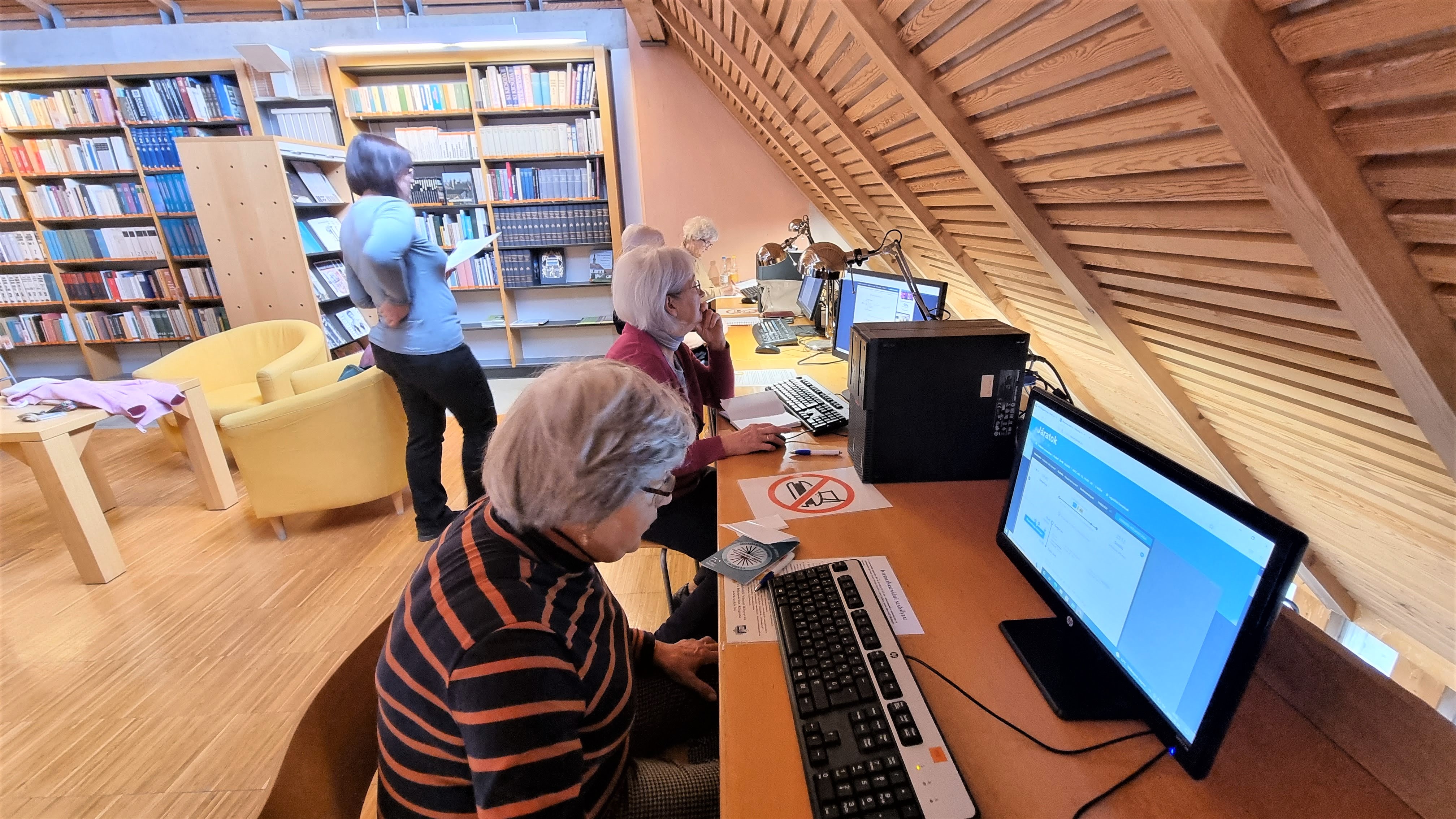 Számítógépes tanfolyam