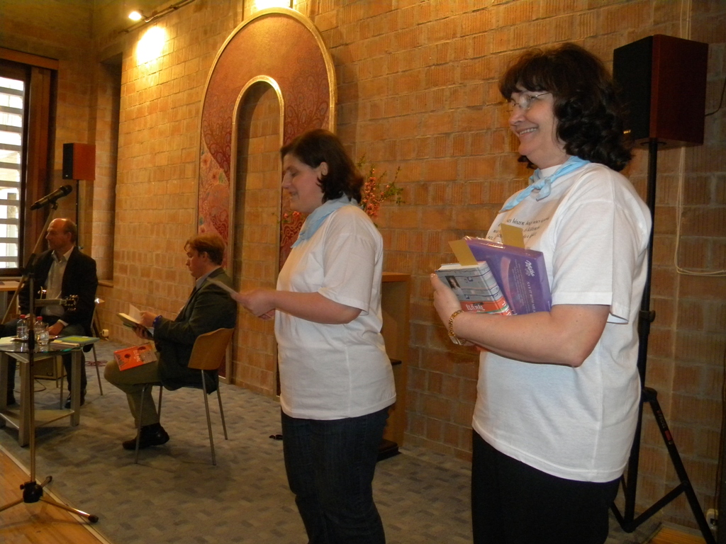 Verselő eredményhirdetés